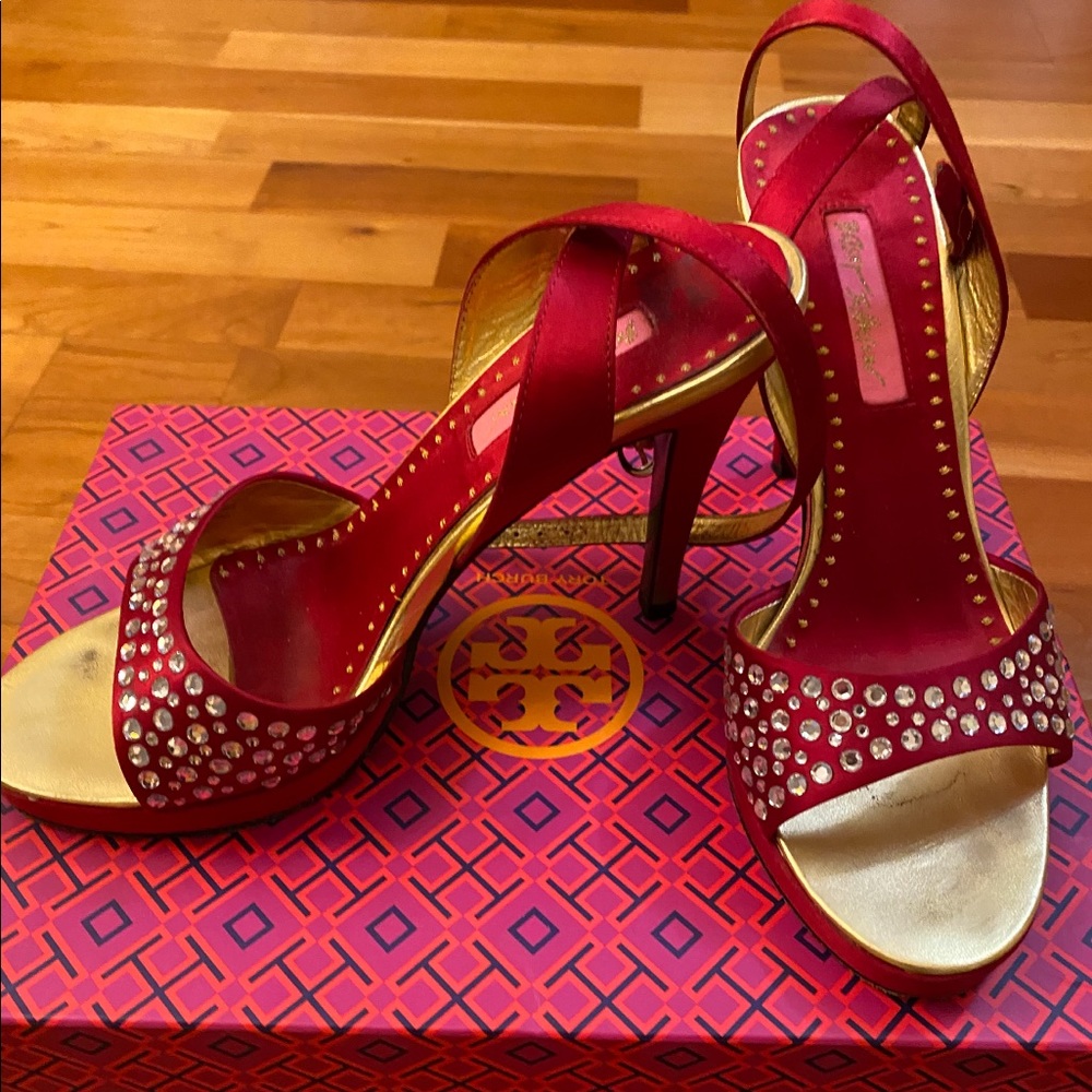 betsey johnson high heels